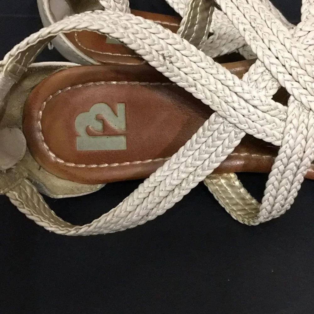R2 rope Sandals. - Picture 3 of 5